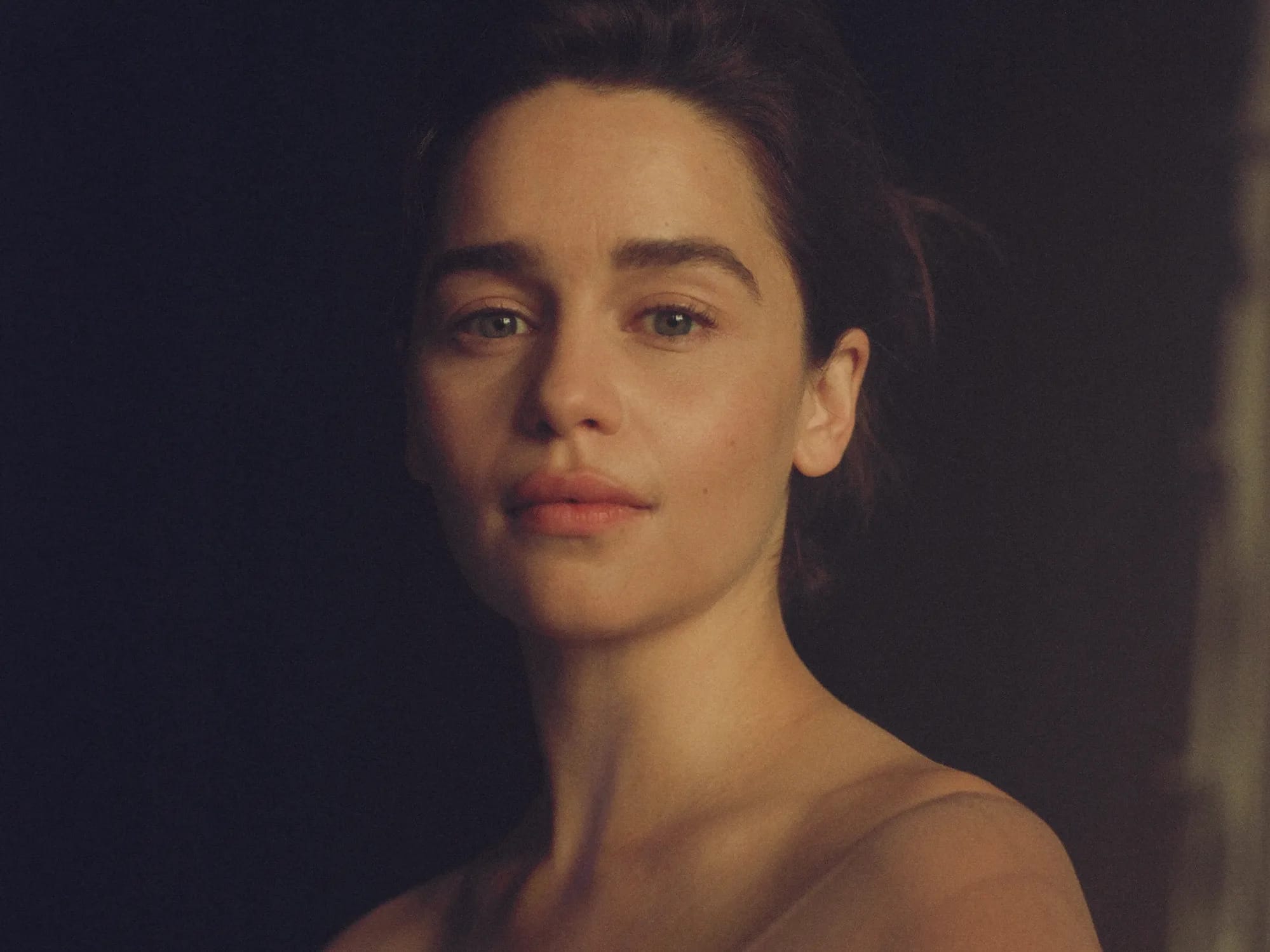 Emilia Clarke, Bir Casusluk-Gerilim Dizisinin Başrolünde