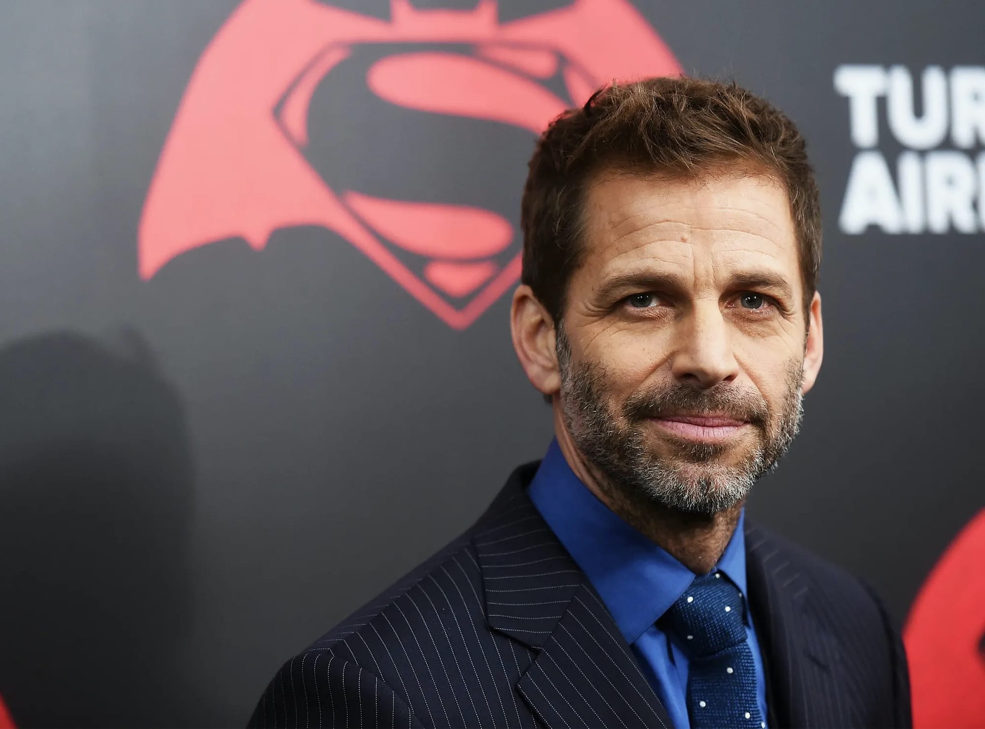 Zack Snyder, Netflix'in Yeni Aksiyon Filminin Yönetmen Koltuğunda