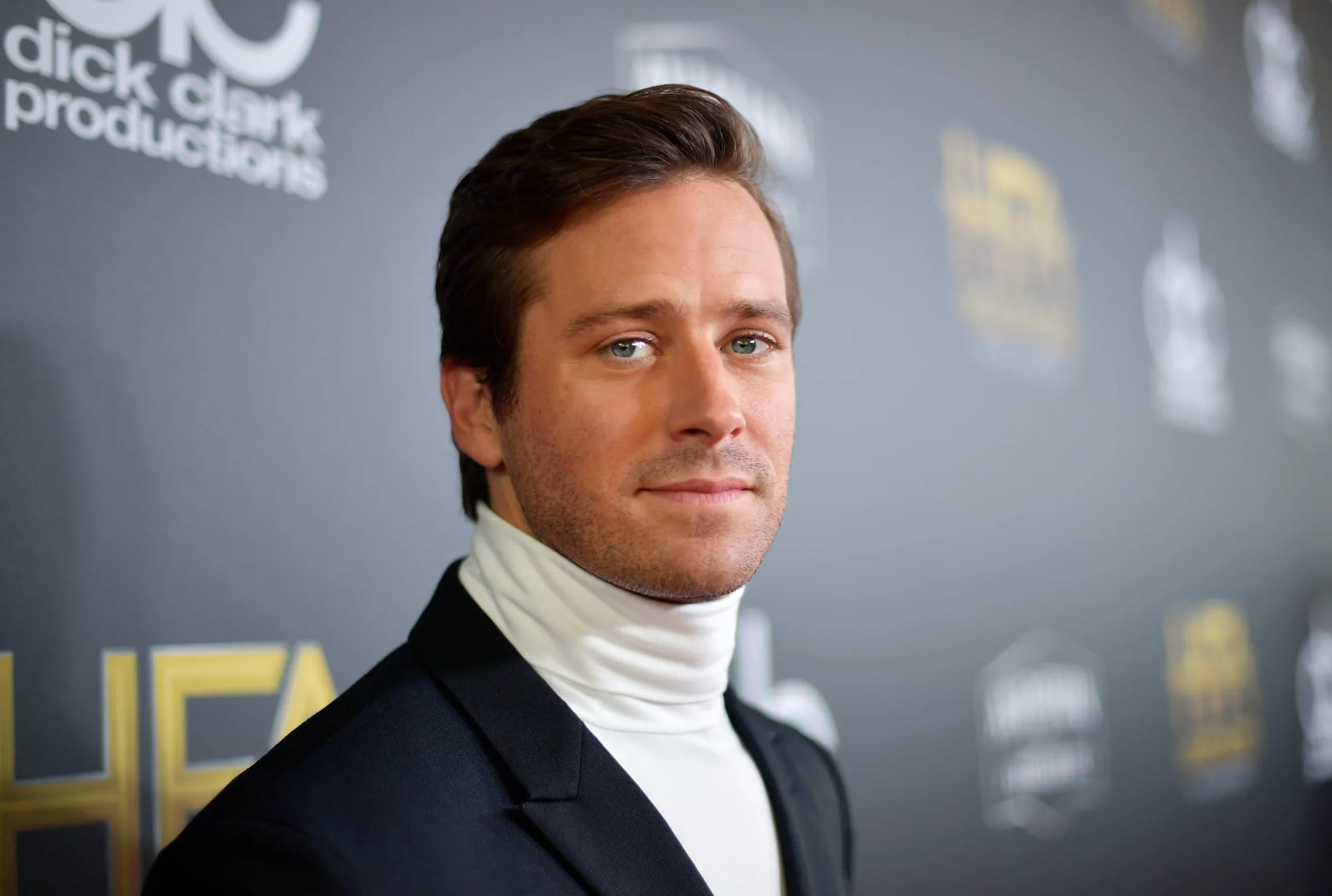 Armie Hammer’ın Bir Sonraki Projesi ‘The Dark Knight’ Olacak