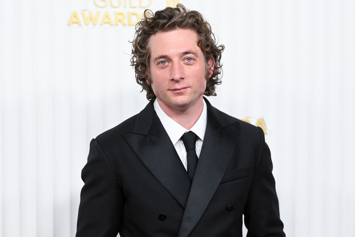 Jeremy Allen White, Yeni Netflix Dizisinde