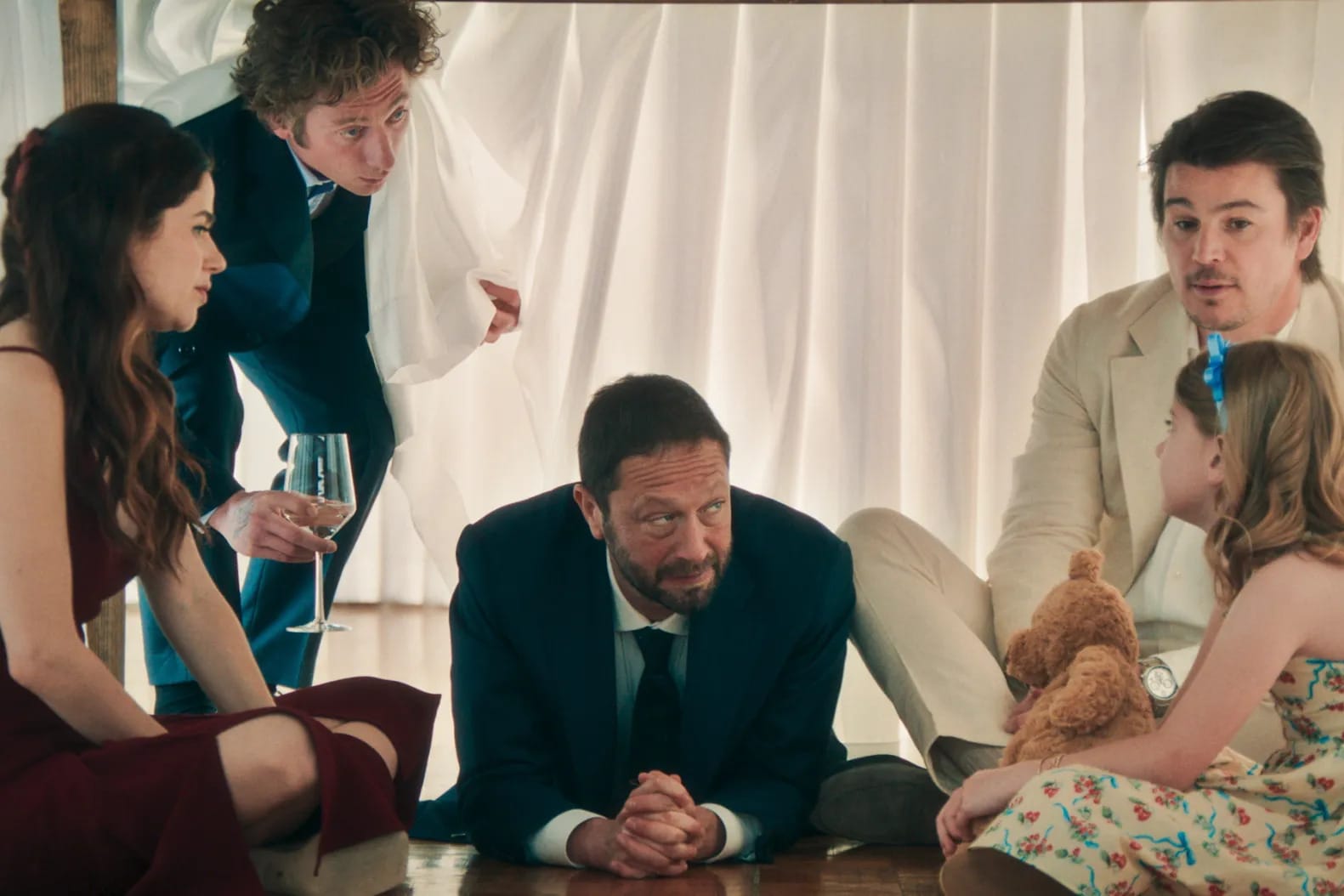 "Aile Olmanın En Gürültülü Hali": 'The Bear 4. Sezon' İncelemesi