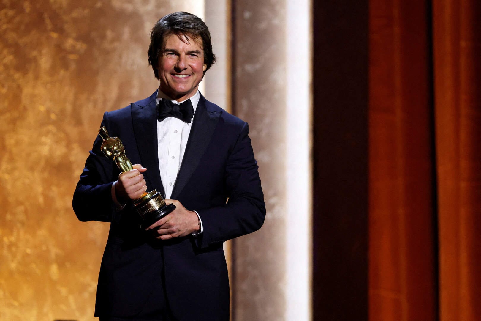 Tom Cruise, Kariyerinin İlk Oscar’ını Aldı