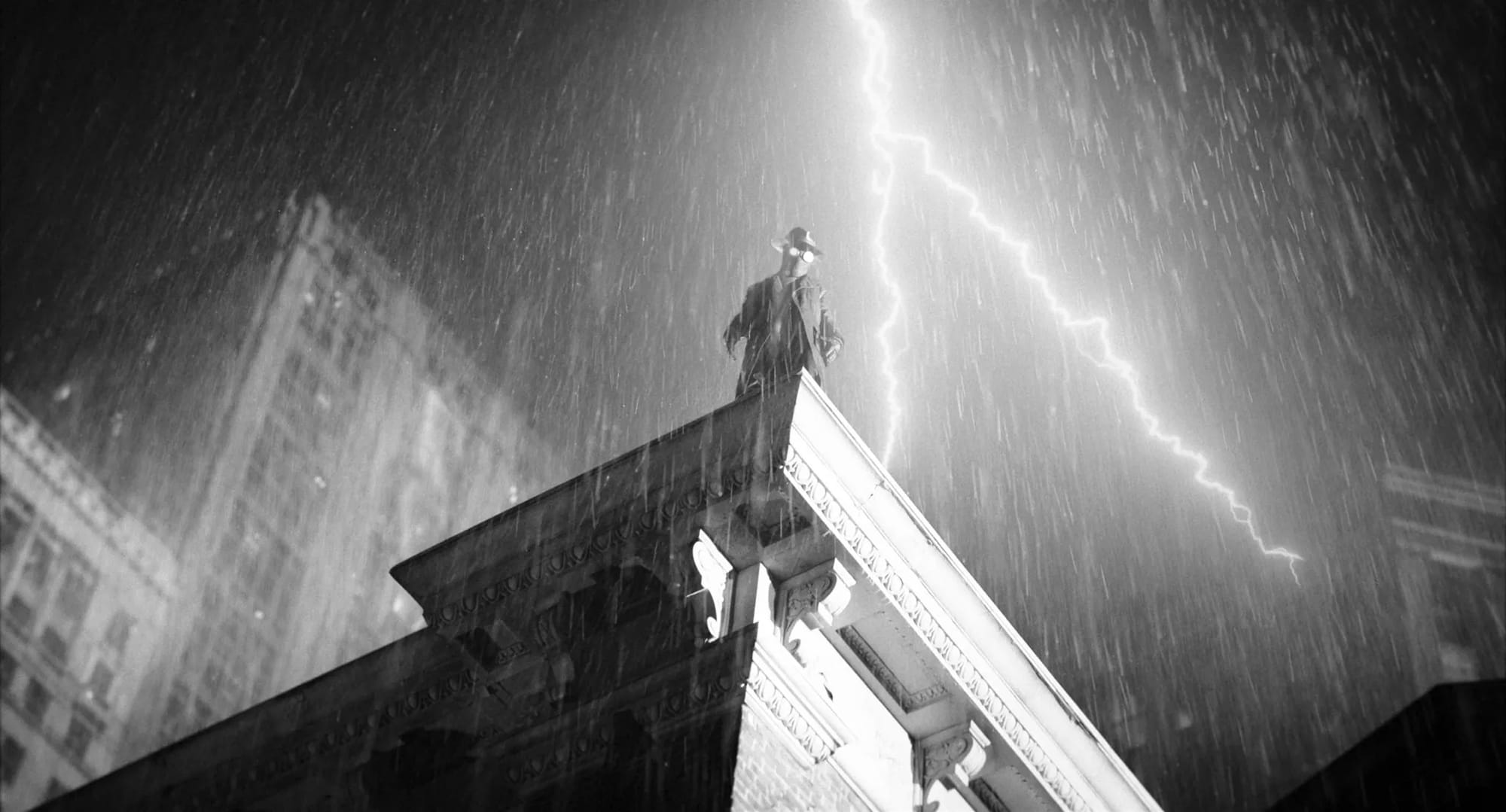 'Spider-Noir'dan İlk Görseller: Nicolas Cage Maskeyi Sonunda Takıyor