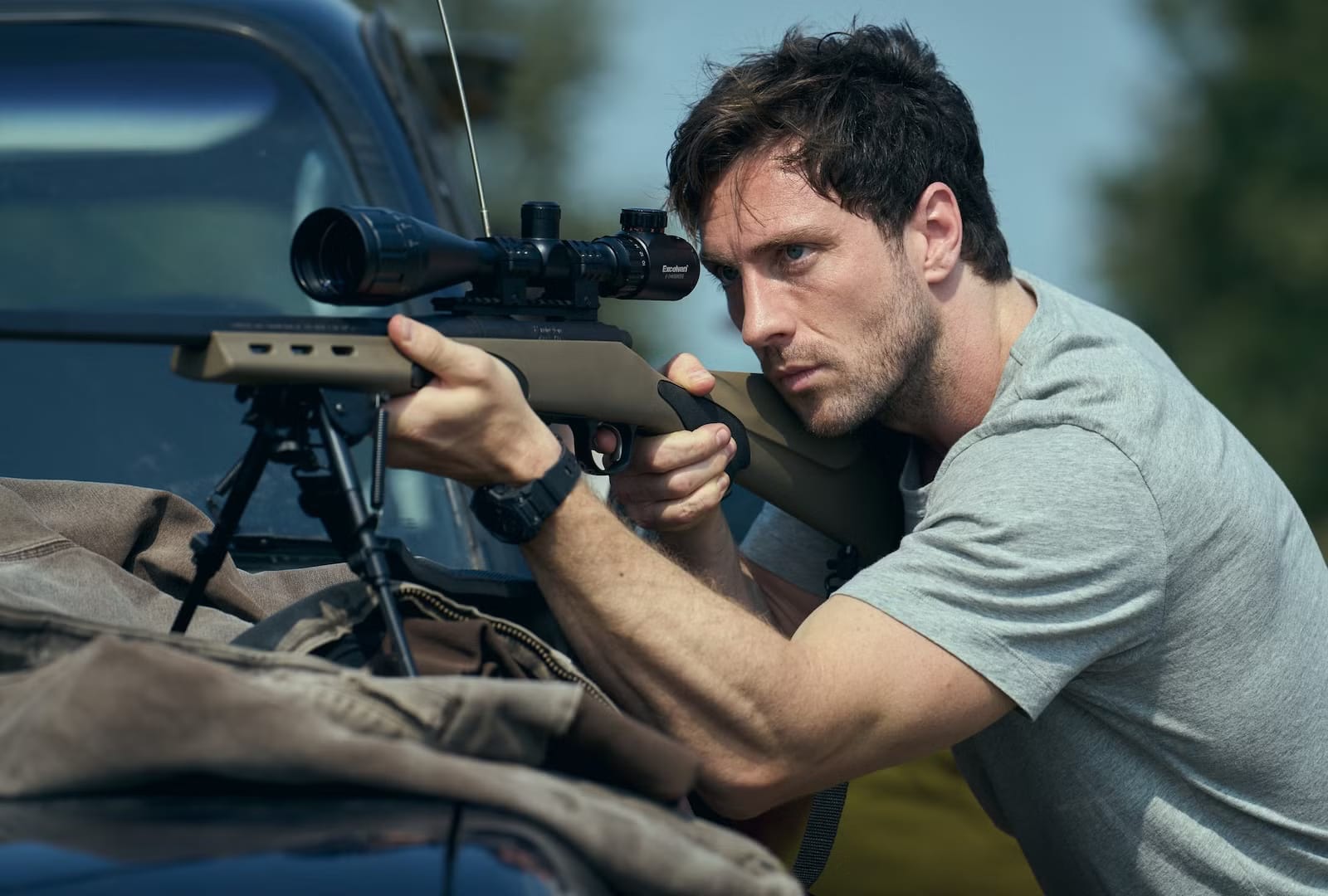 Theo James ve Aaron Taylor Johnson'lı 'Fuze'dan Resmi Fragman