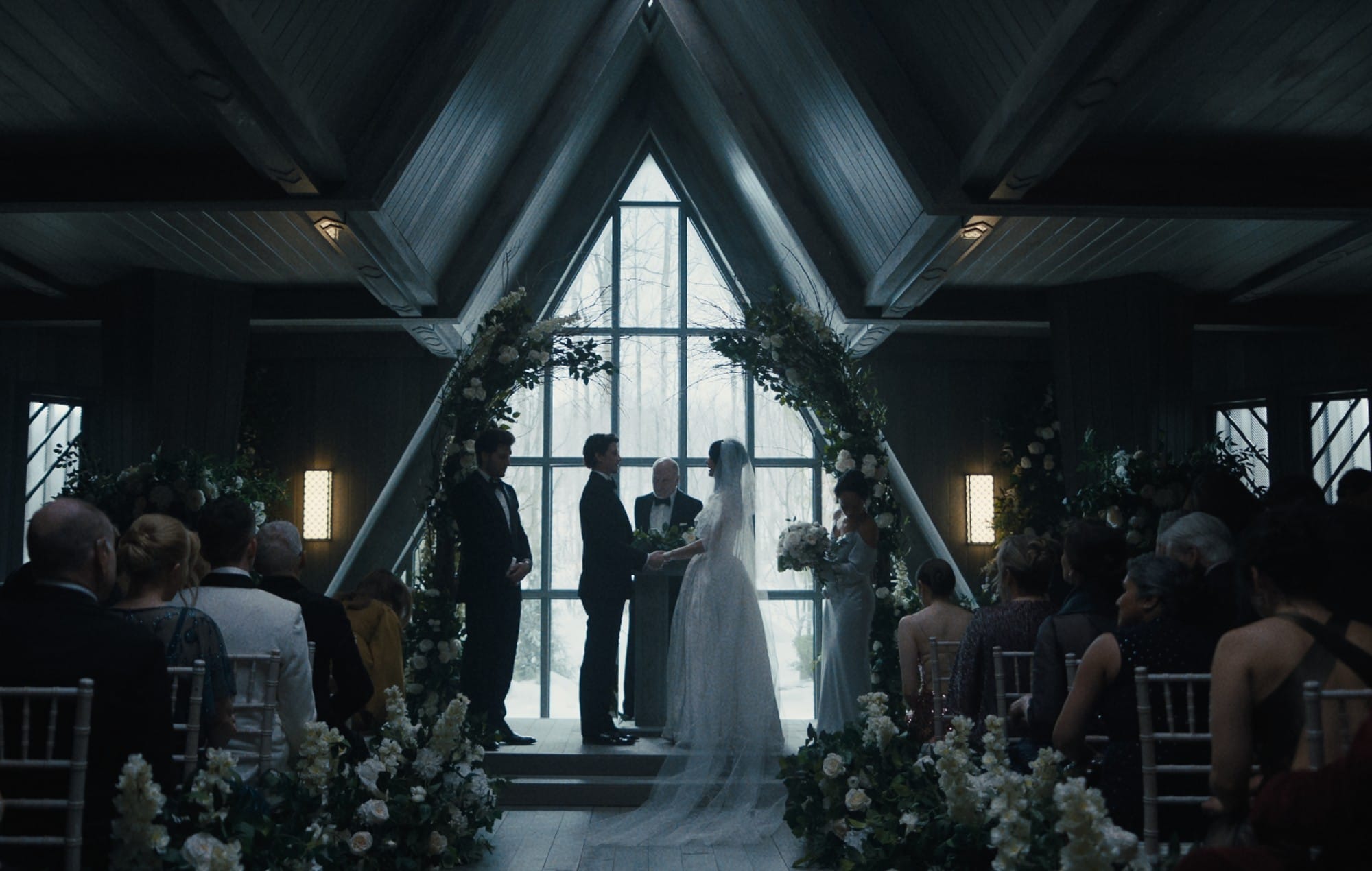 "Felakete Yürümek": 'Something Very Bad Is Going to Happen (2026)' Dizi İncelemesi